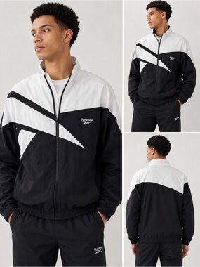 ✨Host pick✨NWOT Reebok Unisex  Classic Vector Black and White Tracktop